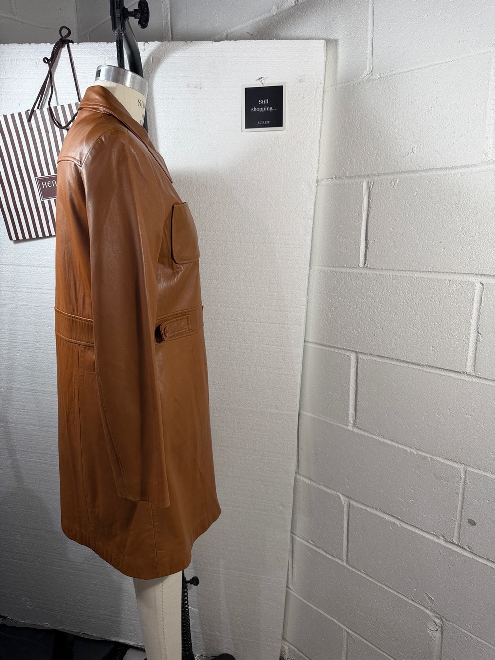 Vintage Classic Cognac Leather Button-Front Coat - Picture 4 of 13